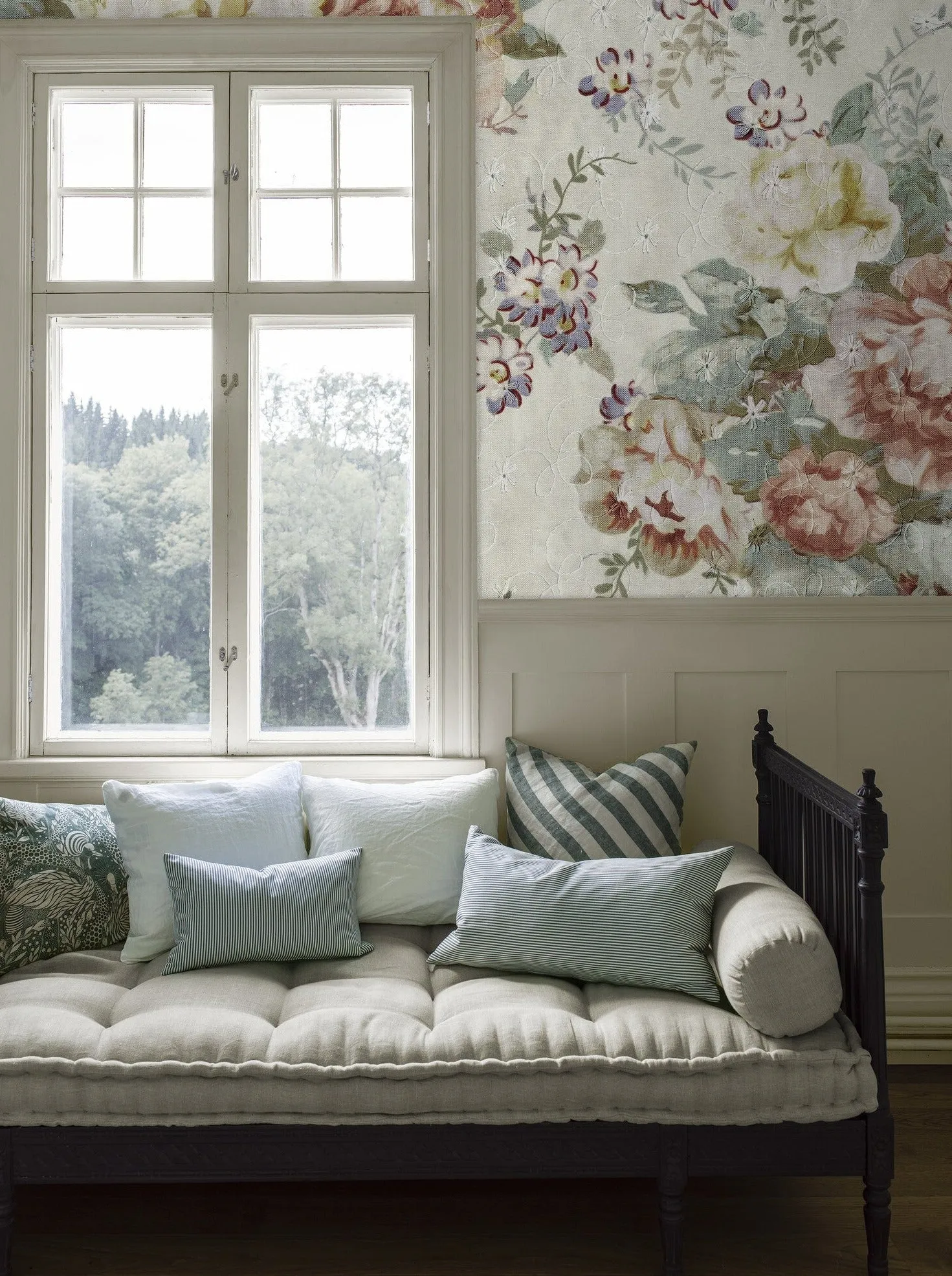 Blossom II - 9471W Mural