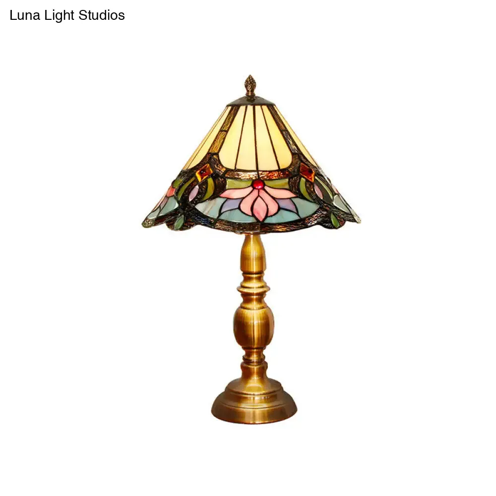 Chort - Baroque Conical Hand Cut Glass Lotus Table Light - Brushed Brass