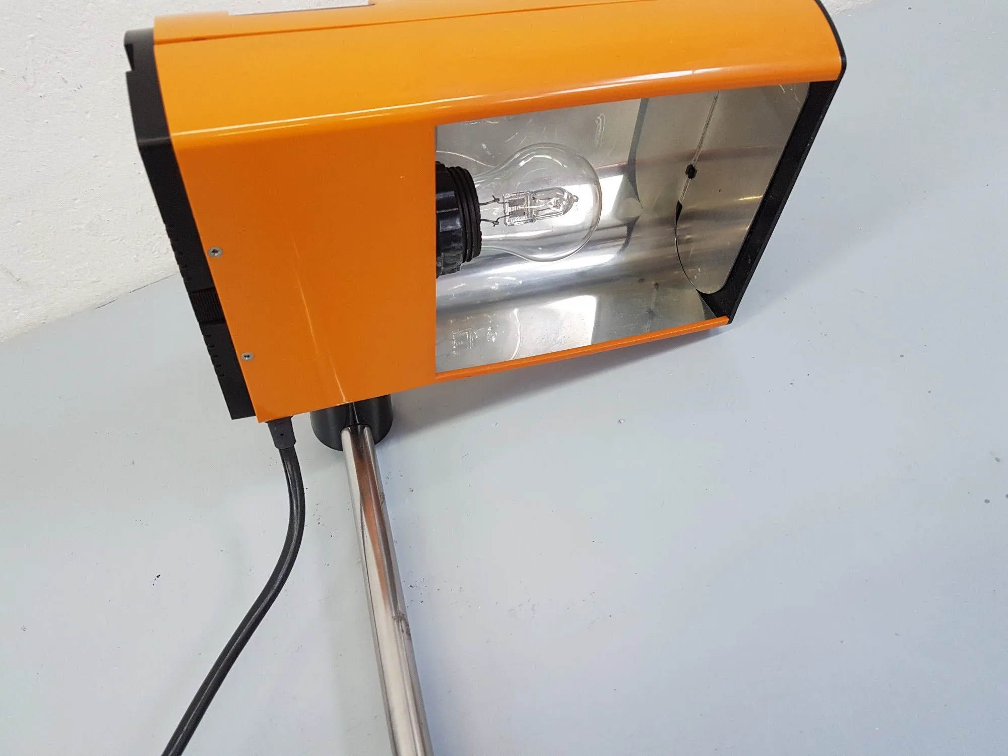 French orange desk lamp Samp - Jean Rene Talopp & Samp Design Department - Manade