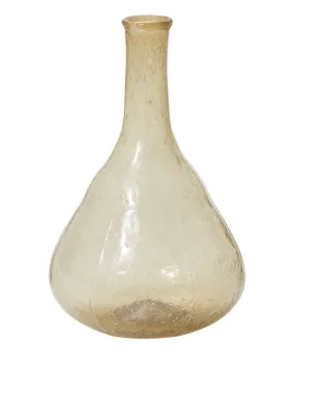 Juliana Budvase, three colors